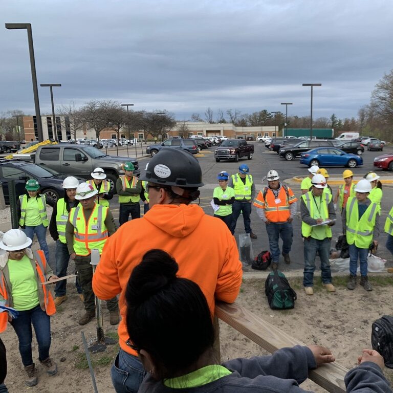 crmon-sitestaffmeeting3